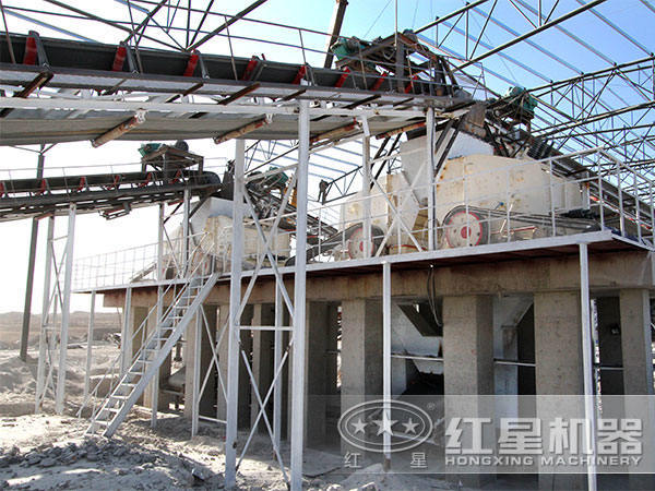 產量1400T/H反擊式破碎機客戶現場 產量1400T/H反擊式破碎機客戶現場