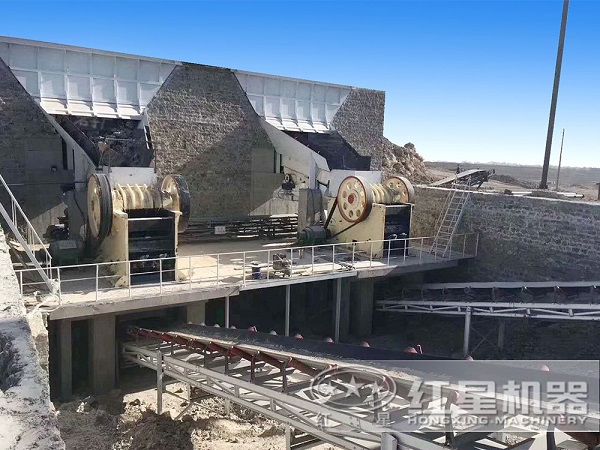 顎式粉碎機(jī)客戶現(xiàn)場(chǎng) 顎式粉碎機(jī)客戶現(xiàn)場(chǎng)