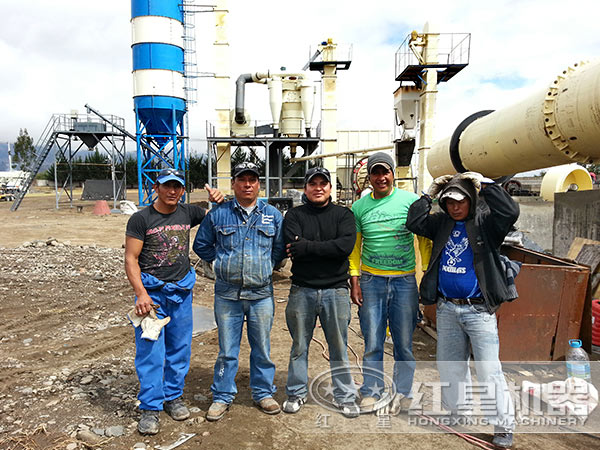 錫礦選礦生產(chǎn)線現(xiàn)場(chǎng) 錫礦選礦生產(chǎn)線現(xiàn)場(chǎng)