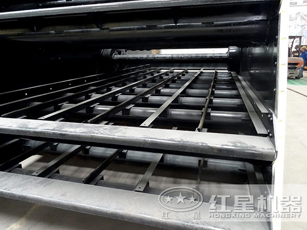 振動篩內部 振動篩內部