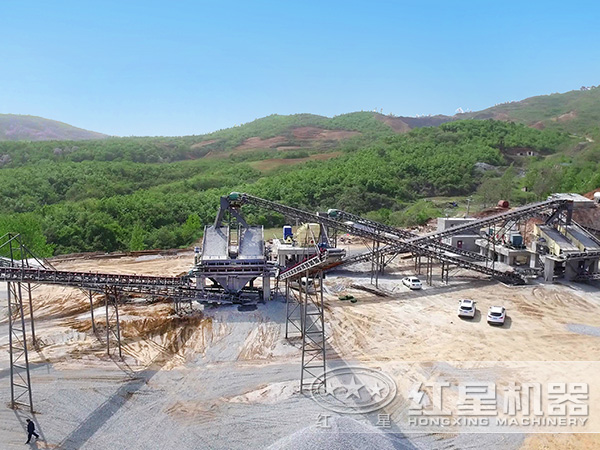250tph石料打砂機生產(chǎn)現(xiàn)場 250tph石料打砂機生產(chǎn)現(xiàn)場