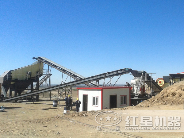 圓錐破生產(chǎn)線安裝、調(diào)試現(xiàn)場(chǎng)