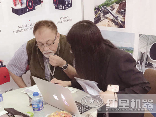 展會了解制沙機設備的客戶 展會了解制沙機設備的客戶