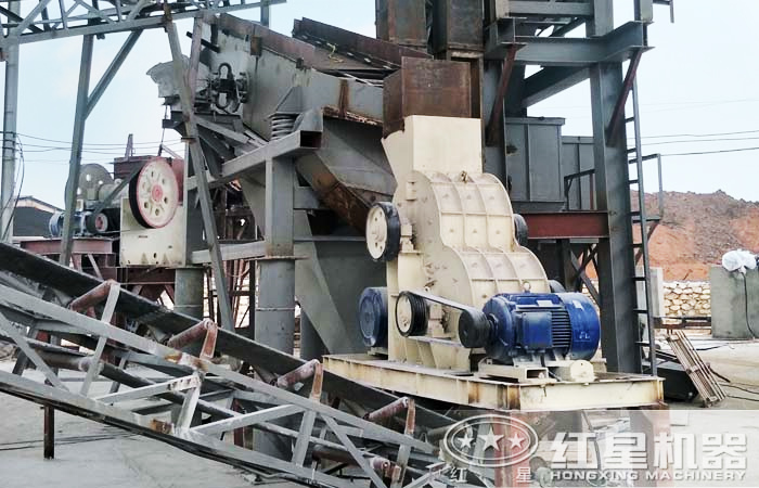 雙級式破碎機碎石現場 雙級式破碎機碎石現場