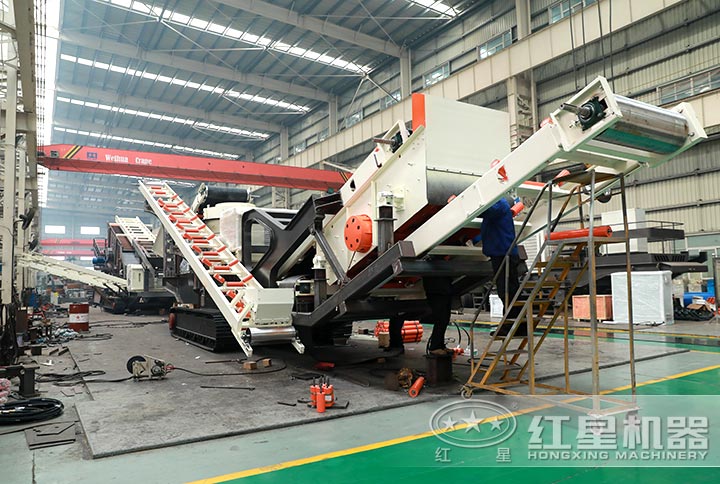 履帶設(shè)備生產(chǎn)車間 履帶設(shè)備生產(chǎn)車間