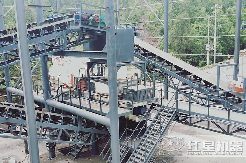 石子制砂整形現(xiàn)場 石子制砂整形現(xiàn)場